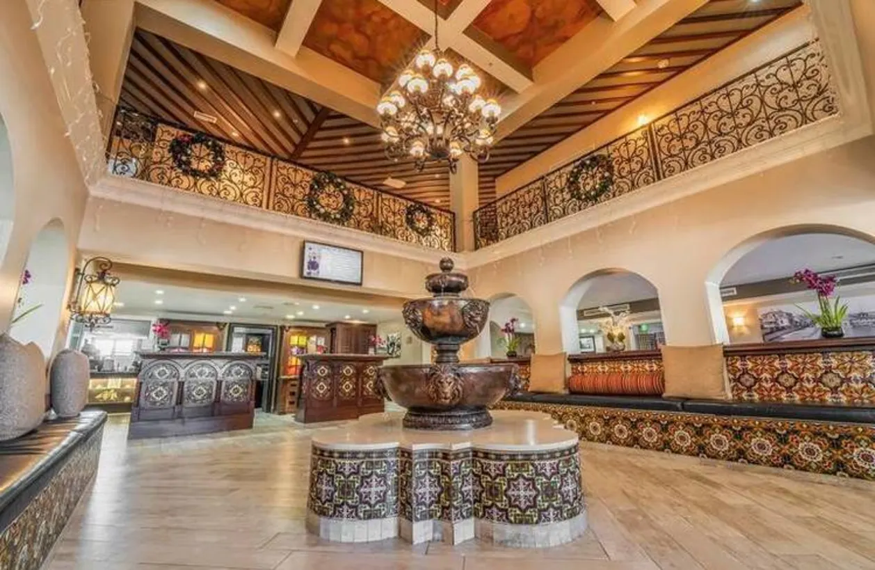 Hilton St. Augustine Historic Bayfront lobby